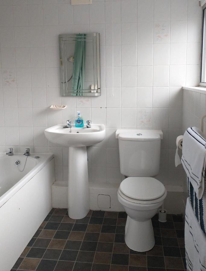 Spacious 2-Bed Apartment In ルシン エクステリア 写真